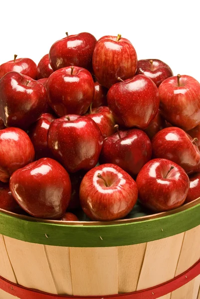 Bushel Basket of Fresh Red Apples — Stock Photo, Image