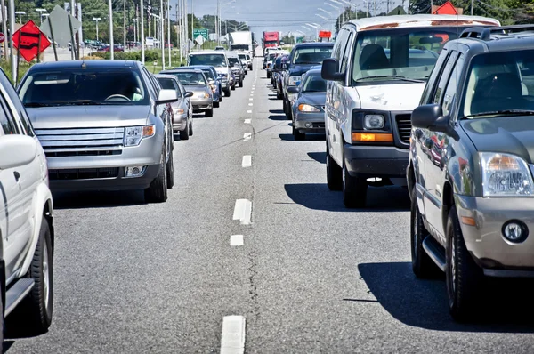 Atasco de tráfico por carretera —  Fotos de Stock