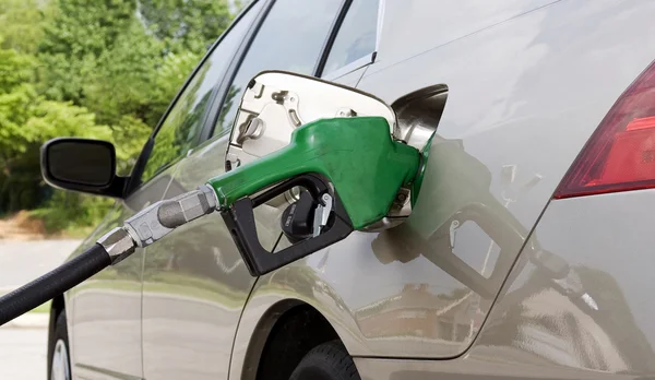 Pumping Gasoline Into Tank — Stock Photo, Image