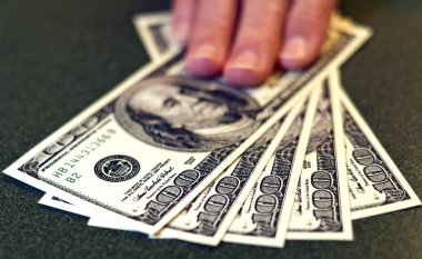 Açık tablo odaklanmak nakit teslim