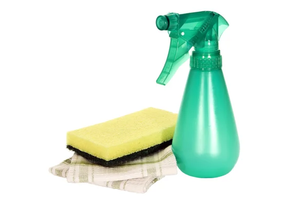 Rengöringsmateriel med Spray flaska gul svamp och trasa — Stockfoto