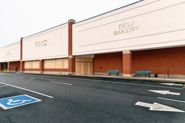Grocery Store Out Of Business — Stock Photo, Image