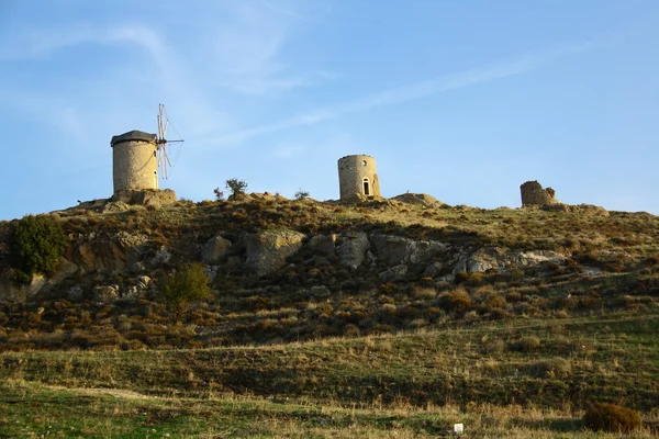 Mulini a vento in Foca Turchia — Foto Stock