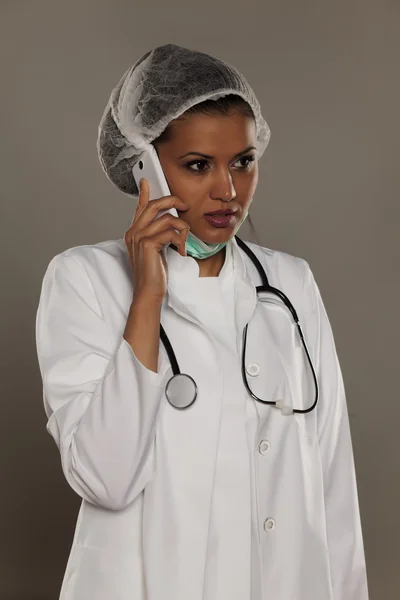 Arzt am Telefon — Stockfoto