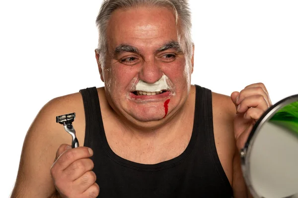 Nervöser Mann Mittleren Alters Mit Blut Gesicht Auf Weißem Hintergrund — Stockfoto
