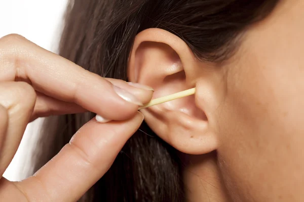 Higiena uszu — Zdjęcie stockowe