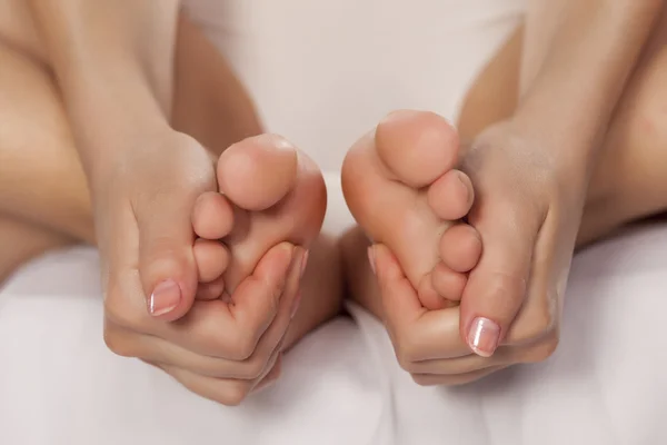 Feet massage — Stock Photo, Image