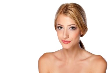 sarışın gülümseyerek