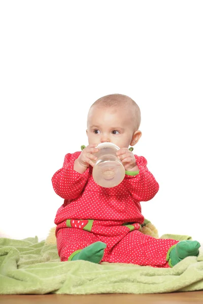 Bebê em uma toalha — Fotografia de Stock