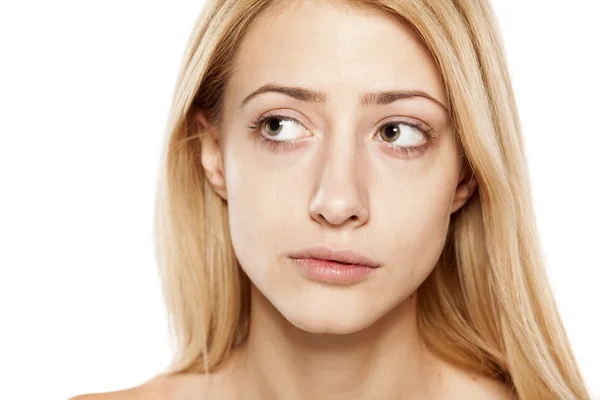 Concerned blonde without make up — Stock Photo, Image