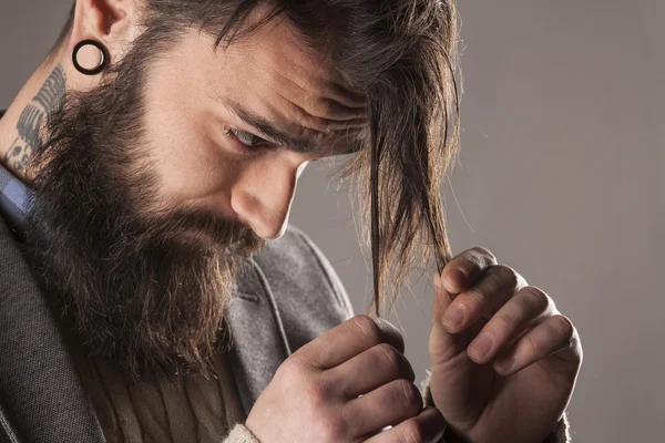 Hombre con barba —  Fotos de Stock