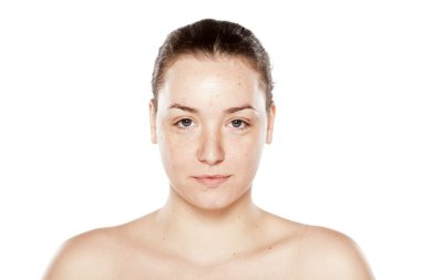 kadın makyaj olmadan