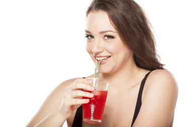 kadın bir kokteyl ile