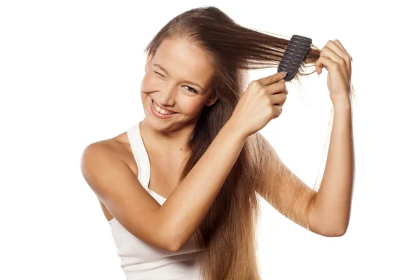 Hair combing — Stock Photo, Image