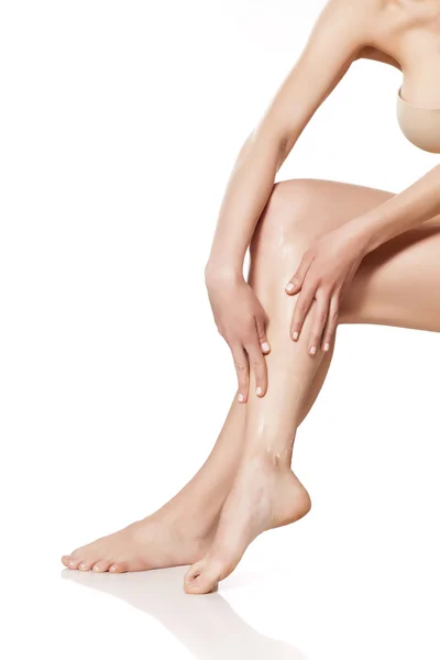 Догляд за шкірою ноги — стокове фото