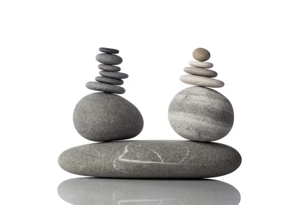 Evenwichtige stapel stenen — Stockfoto