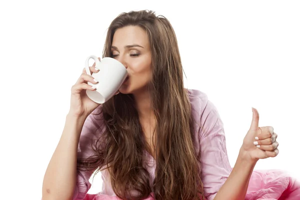 Duim omhoog voor koffie in de ochtend — Stockfoto