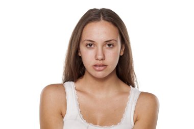 kadın makyaj olmadan