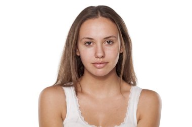 kadın makyaj olmadan