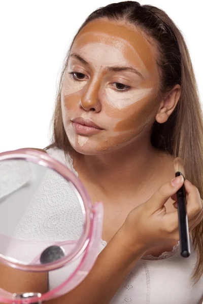 Woman shading her face — Stock Photo, Image