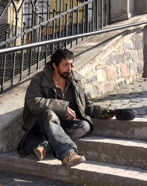 无家可归的人在街上的 — 图库照片
