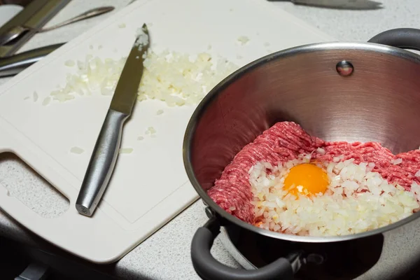 Food Konzept Hackfleisch Mit Und Zwiebeln Zum Kochen Zubereitet — Stockfoto