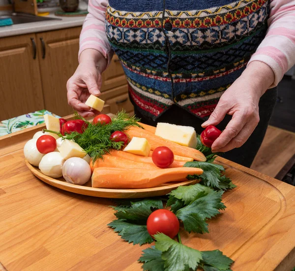Woman Preparing Vegetable Salad Kitchen Healthy Food Dieting Concept Healthy — Stock Photo, Image