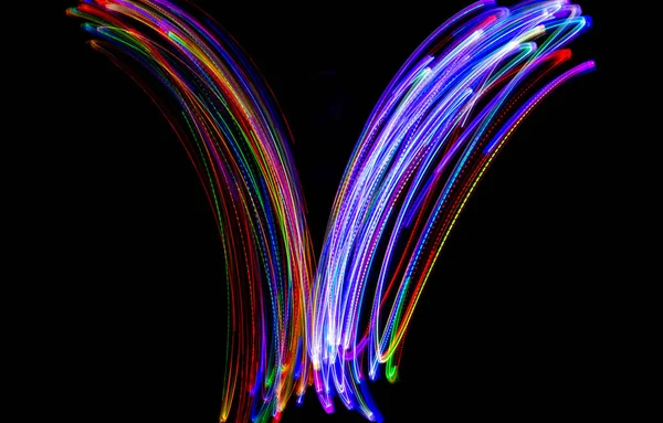 Líneas Multicolores Abstractas Dibujadas Por Luz Sobre Fondo Negro Líneas —  Fotos de Stock