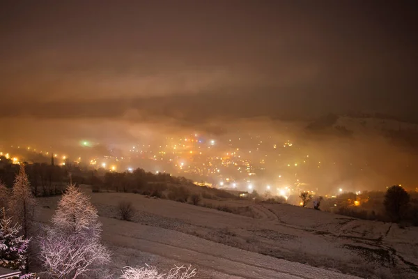 Paisaje Invernal Ciudad Volovets Noche Año Nuevo Ucrania —  Fotos de Stock