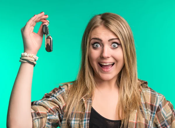 Happy woman holding car keys — Stock Photo, Image