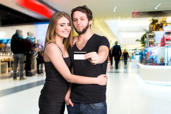 Pareja feliz en el mal —  Fotos de Stock