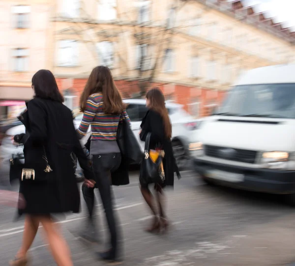 Busy city street people on zebra crossing — Stock Photo, Image