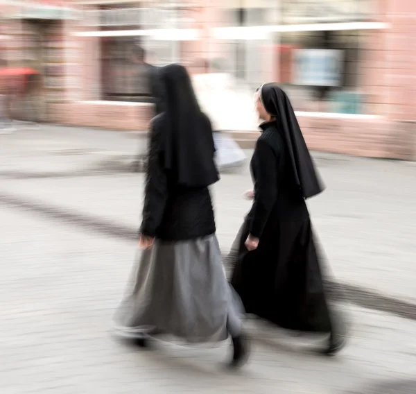 Twee nonnen — Stockfoto