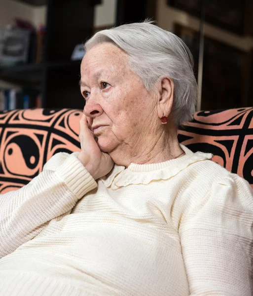 Old sad woman — Stock Photo, Image