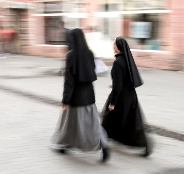Geile nonnen in Indore