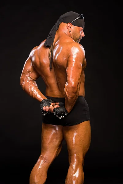 Vacker muskulös bodybuilder — Stockfoto