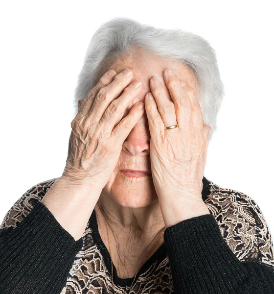 Oude vrouw lijden hoofdpijn — Stockfoto