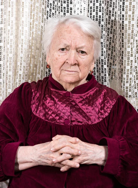 Old upset woman — Stock Photo, Image