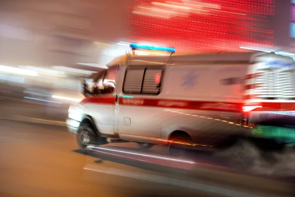 Ambulanza in movimento — Foto Stock