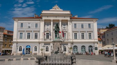 Slovenya 'nın Piran kentindeki Tartini Merkez Meydanı manzarası.