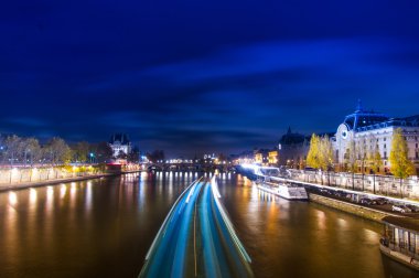 Viareggio limanından Versilia Panoraması