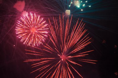 güzel renkli tatil havai fişek