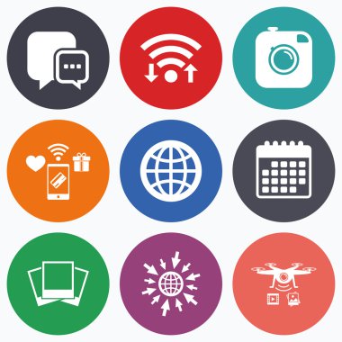 Sosyal Medya simgeler. Sohbet konuşma balonu ve Küre