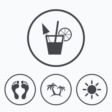 Beach Tatil simgeler. Kokteyl, insan ayak izleri