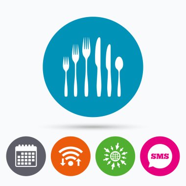 Tatlı çatal, bıçak, çay kaşığı.  