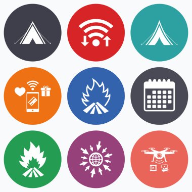 Turist kamp çadır işaretleri.  