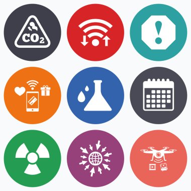 Dikkat radyasyon simgeler. Kimya şişesi.