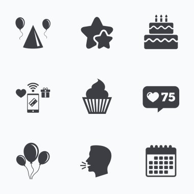 Doğum günü partisi. Pasta, balon, şapka  