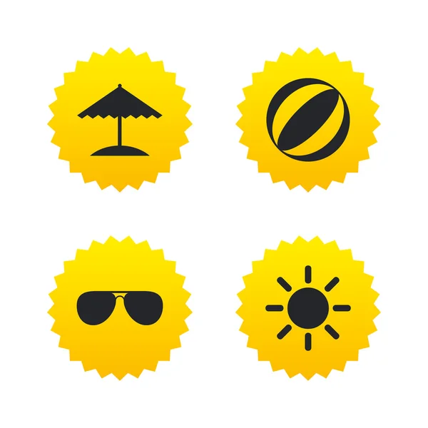 Stranden semester ikoner. paraply och solglasögon. — Stock vektor