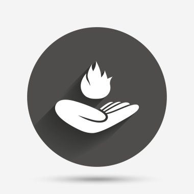 Yangına karşı sigorta. Alev ateş etmek el tutar.